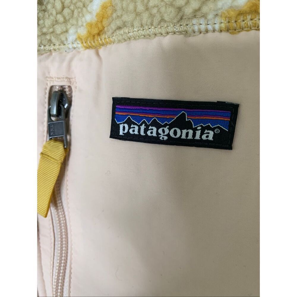 Patagonia Classic Retro-X Fleece Vest take root natural women's size small 23083 - Picture 4 of 6